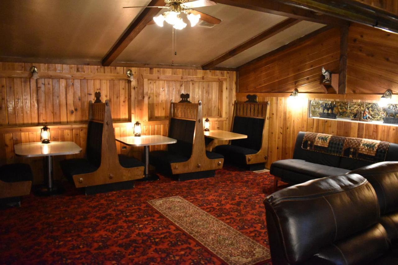 Silver Horseshoe Hotel Saint Anthony