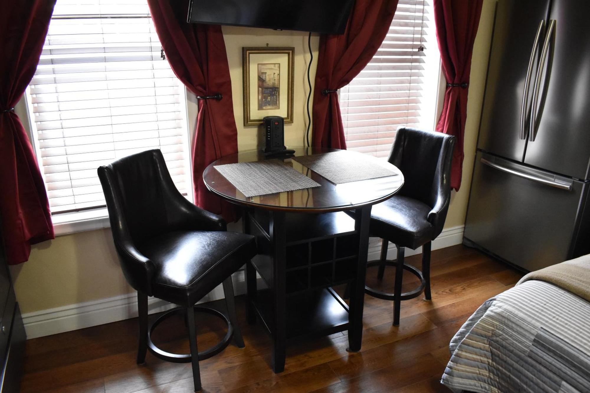 Silver Horseshoe Hotel Saint Anthony